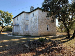 Hacienda del Rio River Home